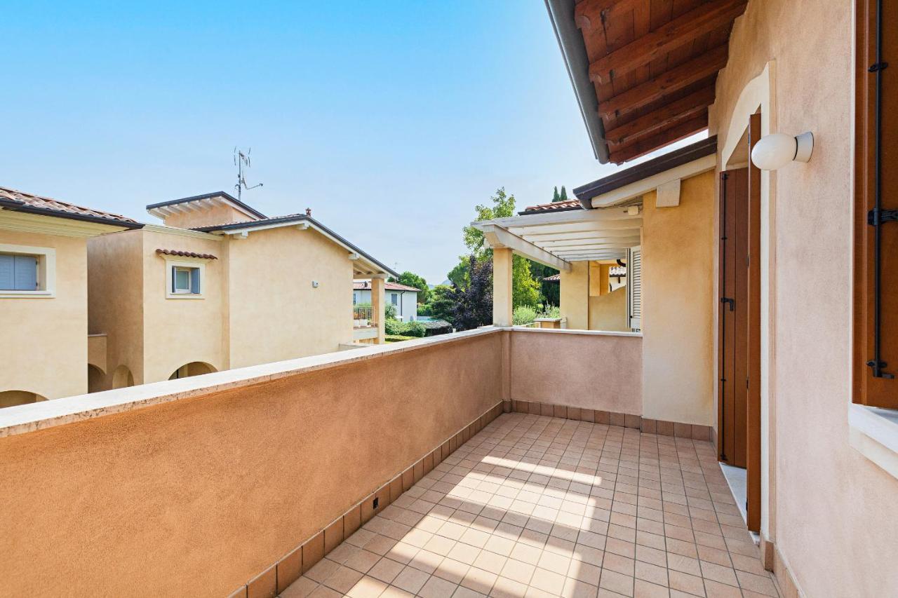 La Romantica Holiday Home By Wonderful Italy Manerba del Garda Exterior foto